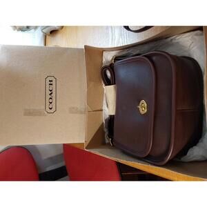 RARE NIB Vintage Coach Legacy Small Flap Bag – Mahogany Brown 9965 MAH